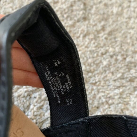 New Sperry Sandals - Picture 7 of 9